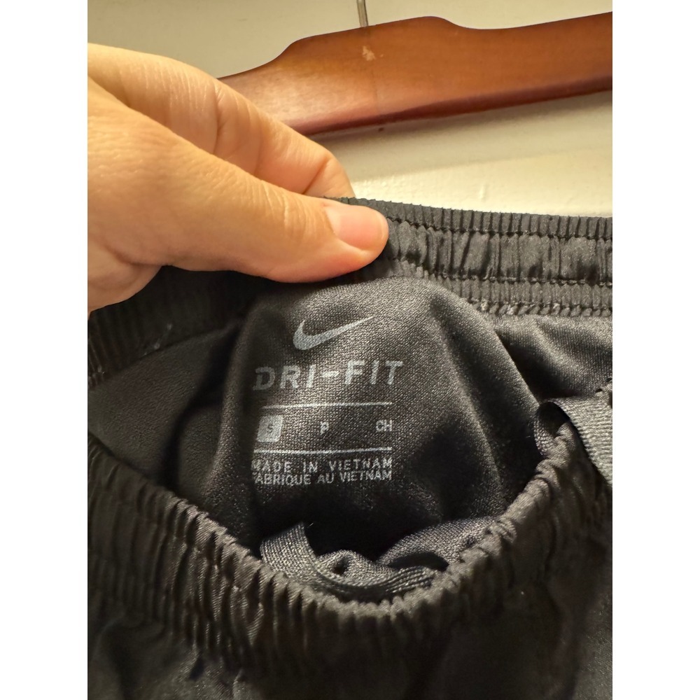 Nike Dri-FIT Womens Running Shorts Black White Grey Athletic Gym Shorts Size S - Picture 3 of 3